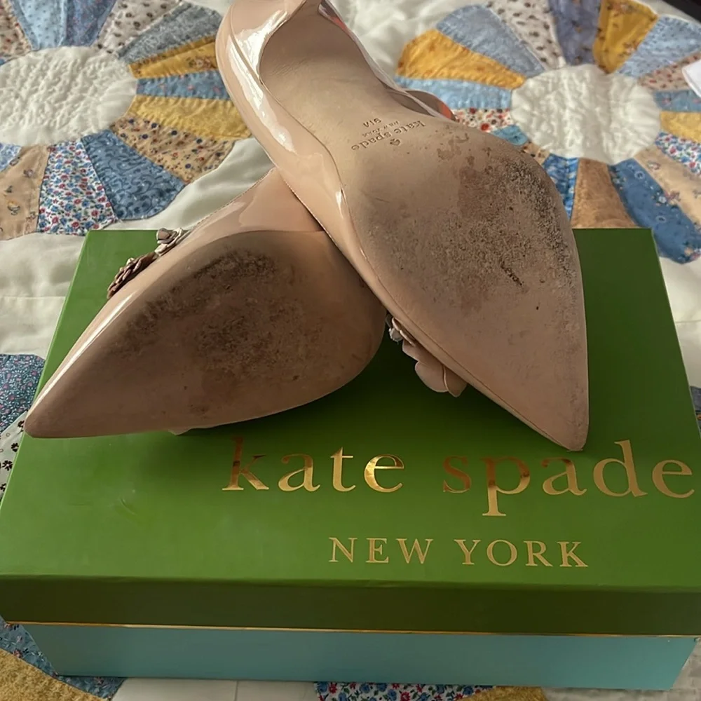 KATE SPADE EVELYN PUMPS  with original box - Picture 3 of 4